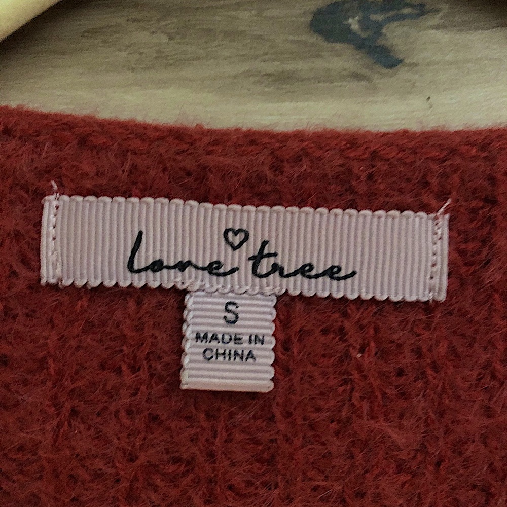 Cropped Button Sweater - Picture 3 of 4